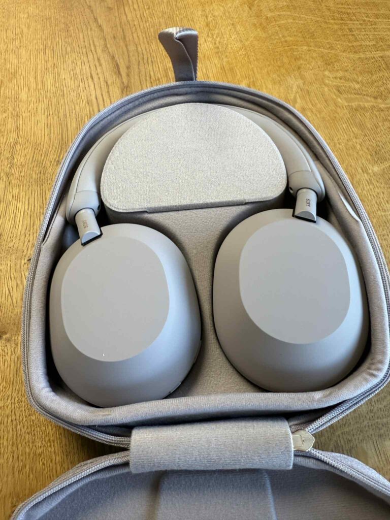 Anmeldelse: Sony WH-1000XM5